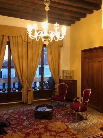 Odoni Apartahotel