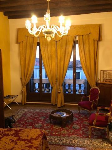 Odoni Apartahotel *
