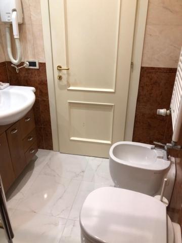Odoni Apartahotel *