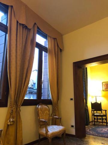 Odoni Apartahotel *